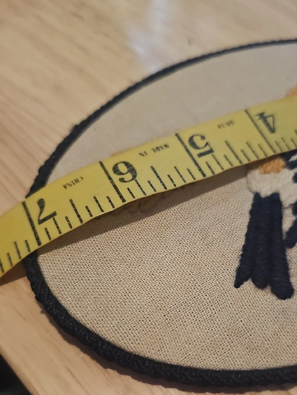 Hand-Embroidered Bird Oval Art - Picture 7 of 8